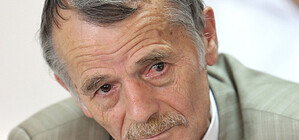 Мустафу Джемилева допросят в суде