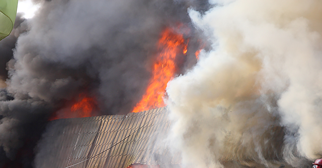 В Днепропетровске произошло 22 пожара. Фото Дениса Моторина