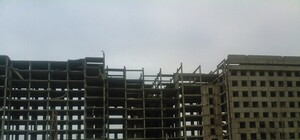 Фотофакт: снос донецкого гиганта-недостроя на Мирном в самом разгаре