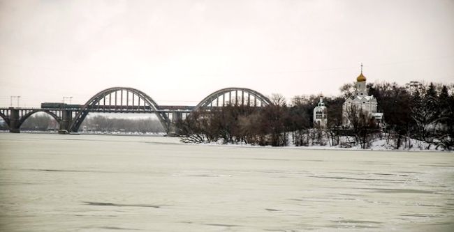 Днепропетровск пока остается в плену мороза. Фото Александра Маркова