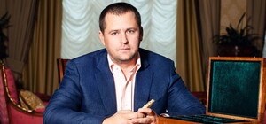 Филатов сказал, как должна называться площадь Ленина
