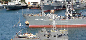 В Одессу продолжают прибывать суда ВМФ Украины из Крыма