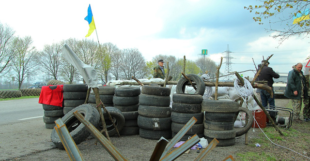 Днепропетровск готовится к обороне. Фото Дениса Моторина