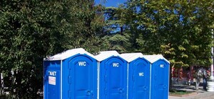 Запорожцев оставят без биотуалетов