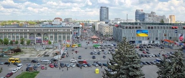 На Европейской площади в субботу будет много вышиванок. Фото с сайта dp.vgorode.ua