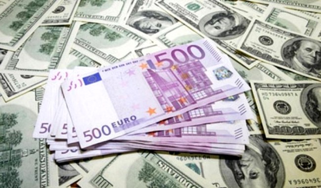 Курс валют пока держится на прежнем уровне. Фото с сайта haberler.com