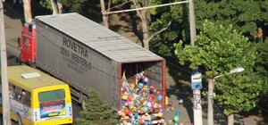 Миллион шариков в Одессе: кто разбросал и зачем