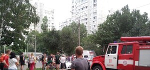 Расстрел инкассаторов в Харькове: преступник выпустил в лобовое стекло полтора десятка пуль