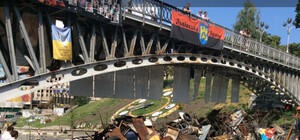 На Майдане разбирают последнюю баррикаду