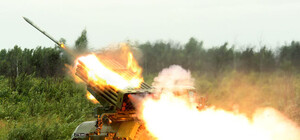 Появились видеосвидетельства очевидцев обстрела беженцев под Хрящеватым