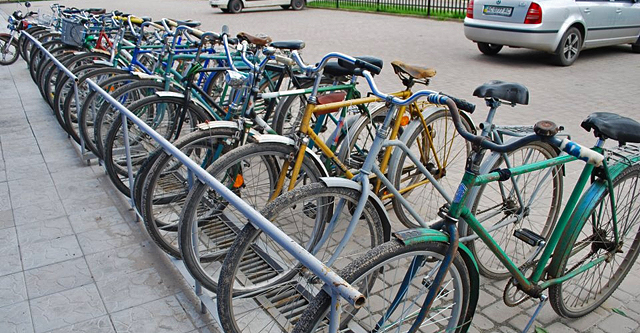 Велопарковки. Фото сайта volynnews.com