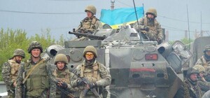 Из окруженного Иловайска по спецкоридору вышли первые солдаты