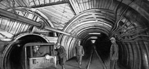 Боевые действия остановили 70% шахт в Донецкой области