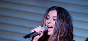 Заслуженная артистка Крыма Злата Огневич решила пойти в политику