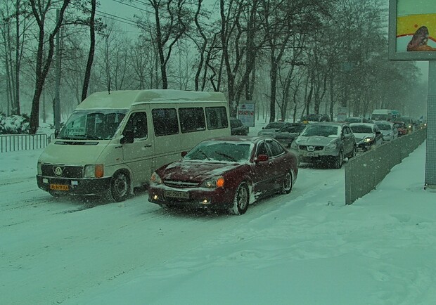 Новость - События - Выходные спасли Днепропетровск от транспортного коллапса