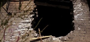 Как прошла ночь в Горловке: сгорели дома и троллейбусный парк [Видео]