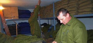 Запад помог: как выглядит военная форма из канадской гуманитарки