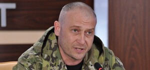 Раненого Яроша доставили в Днепропетровск