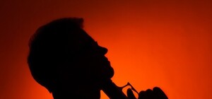 Возле Ленинского суда найден труп мужчины