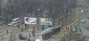 ДТП на перекрестке Пушкина и Савченко: перевернулась фура