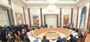 Завтра контактная группа обсудить ситуацию на Донбассе по скайпу