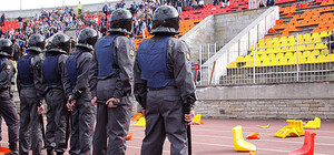 МВД: Футболистов возьмут под охрану