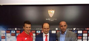 Коноплянка упал во время своей презентации в Севилье