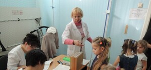 Медосмотры школьников теперь будут проводить в больницах