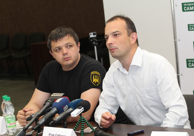 Новость - События - Семенченко и Соболев поехали в гости к Ярошу