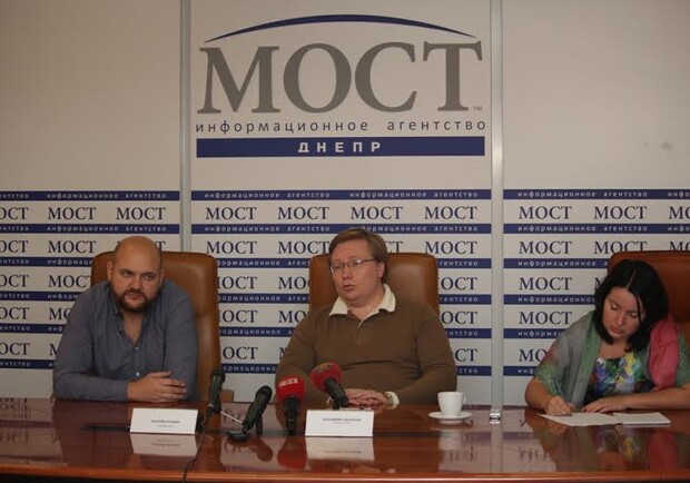 Новость - События - Партия Вилкула-Порошенко управляет двумя колоннами админресурса