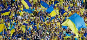 Розлючені футбольні фани знову перекрили дорогу у Львові