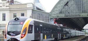 Зі Львова до Франківська курсуватиме новий швидкісний потяг