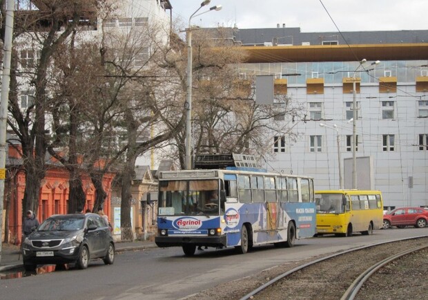 Новость - Транспорт и инфраструктура - Почему так: проезд в маршрутках Днепра дороже, чем в Киеве