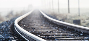 В Днепре женщина погибла под поездом