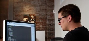 Для львівських водіїв з'явилося 9 онлайн-сервісів