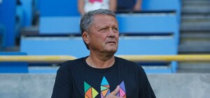 Агент тренера Днепра: Мы на коленях должны просить Маркевича возглавить сборную