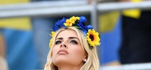 Українська вболівальниця стала зіркою Інтернету