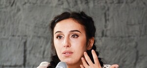 В Одессе у музыканта Джамалы украли инструмент: певица просит помочь в поисках