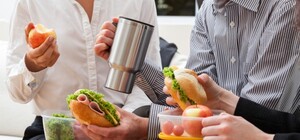 Обеденный перерыв: что едят в украинских офисах