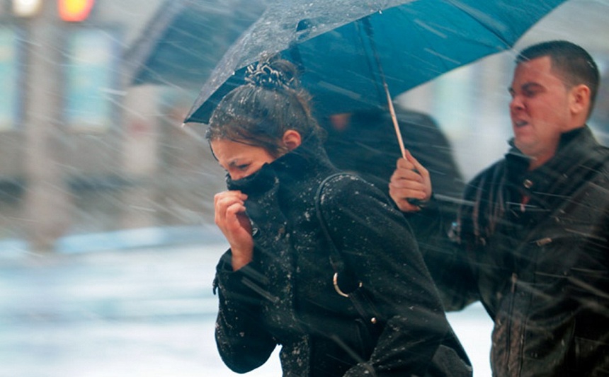Новость - События - Зонтик не спасет: в Днепре сегодня объявили штормовое предупреждение