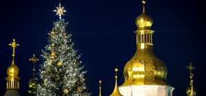 Фото дня: главную новогоднюю елку запечатлели на высотной 3D-панораме