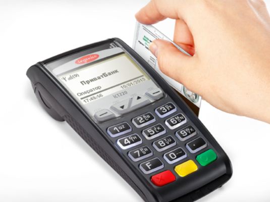 Новость - События - В сети аптек Днепра теперь нельзя расплачиваться картами Приватбанка