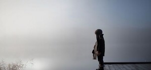 Ночью мужчина спрыгнул с Амурского моста: узнай подробности