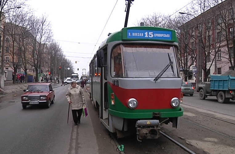 Новость - Транспорт и инфраструктура - Счастье маршрутчика: завтра трамваи сократят перевозку
