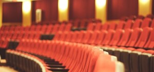 Флэш-моб и парад: как в Харькове отметят День театра