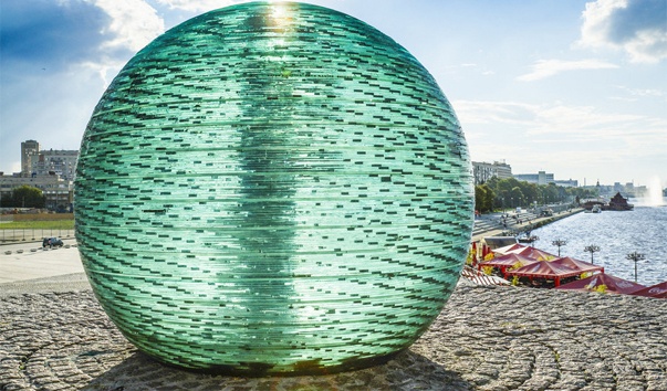 Новость - События - Масонский знак: как шар на набережной Днепра связан с тайным обществом