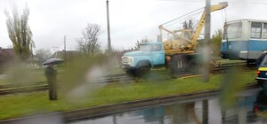 На Кайдакском мосту трамвай сошел с рельсов: движение заблокировано