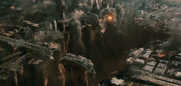 Кадр из фильма "2012" 