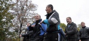 Фотофакт: в Киеве торгуют военной формой со складов ВСУ