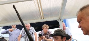 Кладезь артефактов: со дна Днепра достали вещи Второй Мировой войны